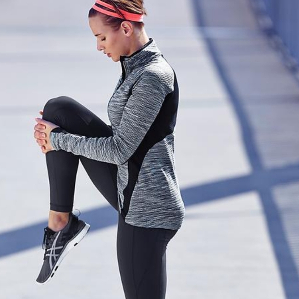 Athleta Snowscape Half Zip Pullover Gray Quilted … - image 1